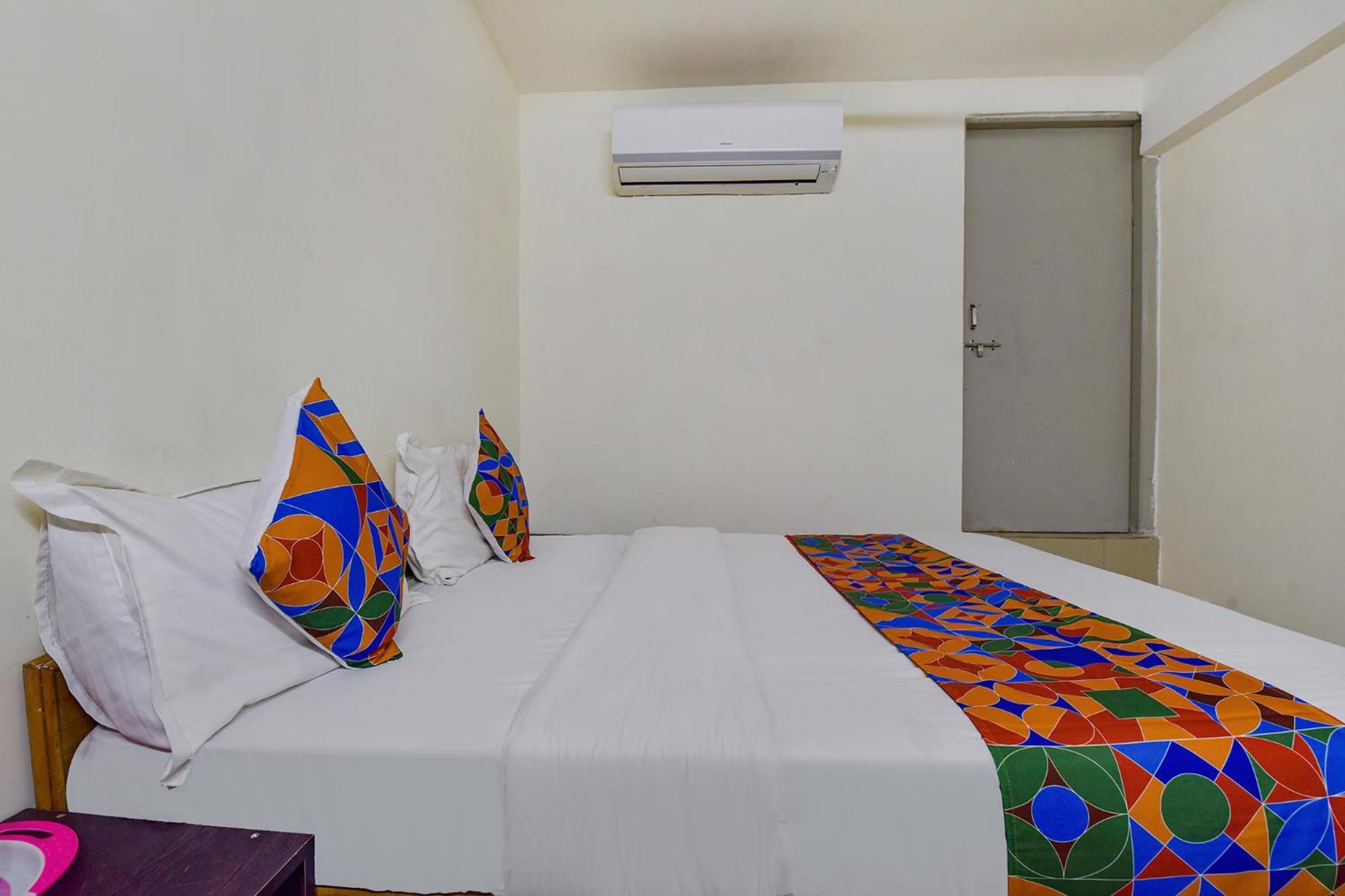 Hotel O Himalaya Inn Ahmadábád Kültér fotó