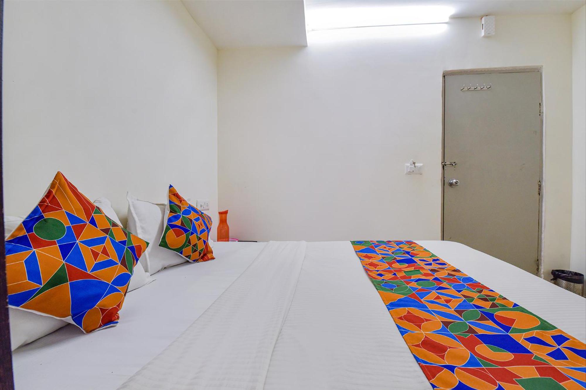 Hotel O Himalaya Inn Ahmadábád Kültér fotó