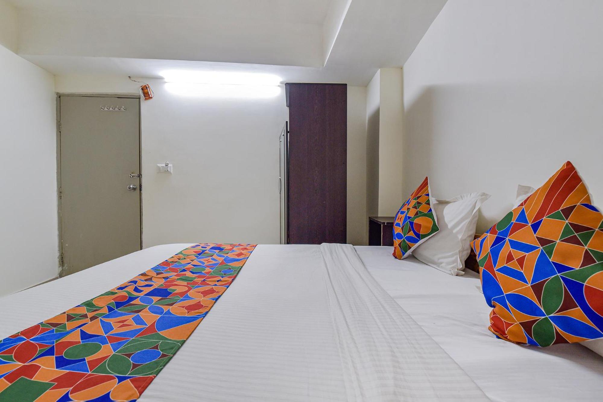 Hotel O Himalaya Inn Ahmadábád Kültér fotó