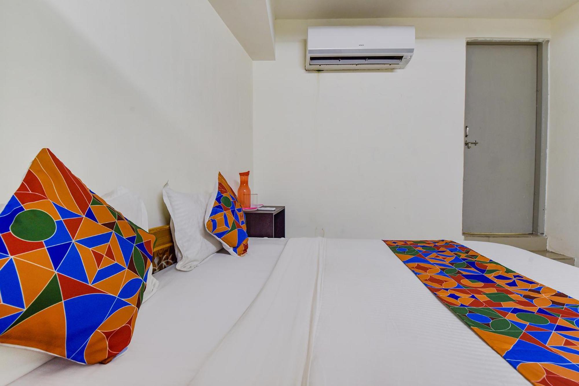 Hotel O Himalaya Inn Ahmadábád Kültér fotó
