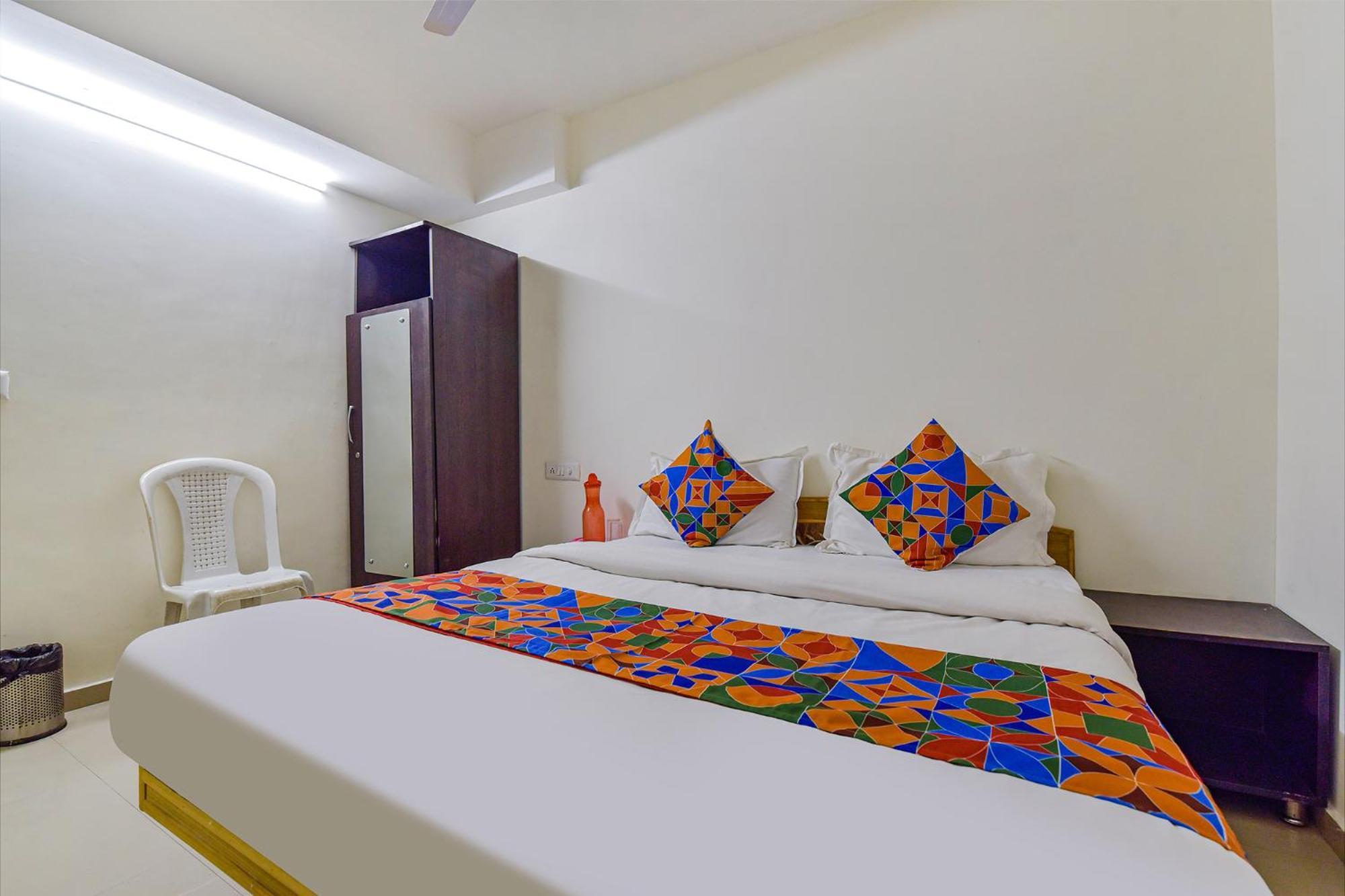 Hotel O Himalaya Inn Ahmadábád Kültér fotó