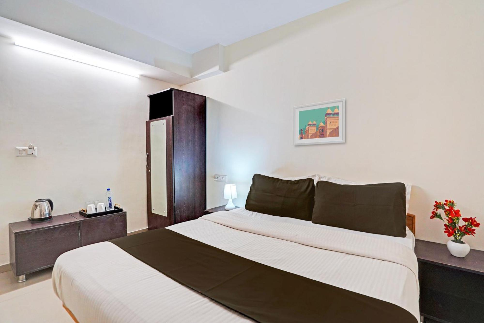 Hotel O Himalaya Inn Ahmadábád Kültér fotó