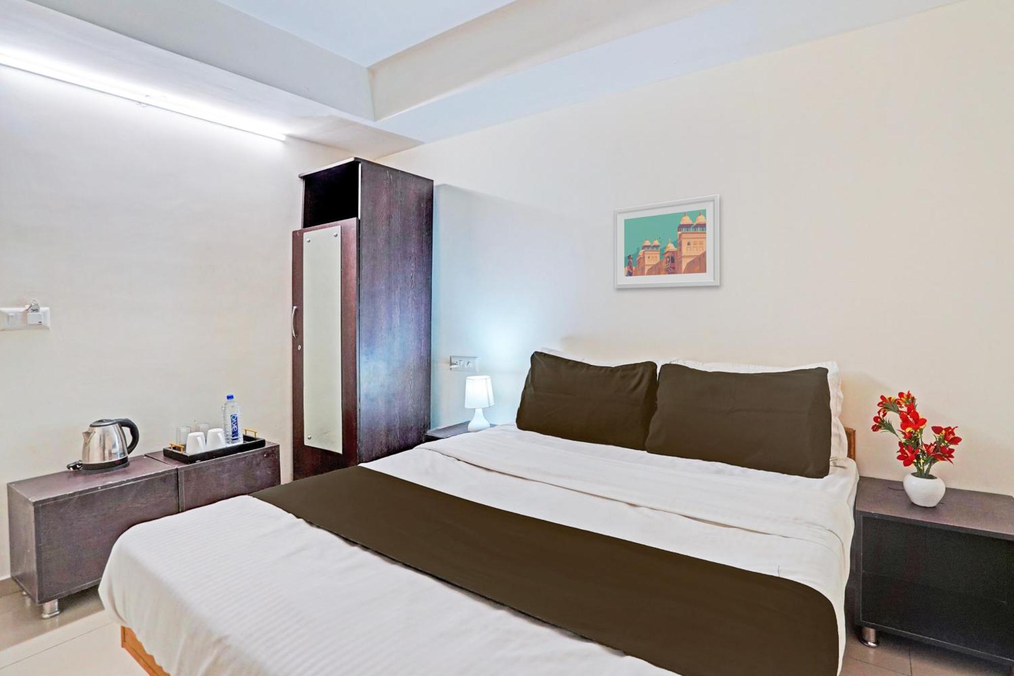 Hotel O Himalaya Inn Ahmadábád Kültér fotó